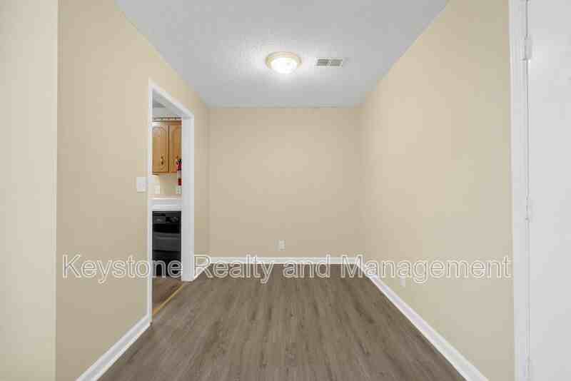 119 Mace Ln #202 - Photo 7 of 16