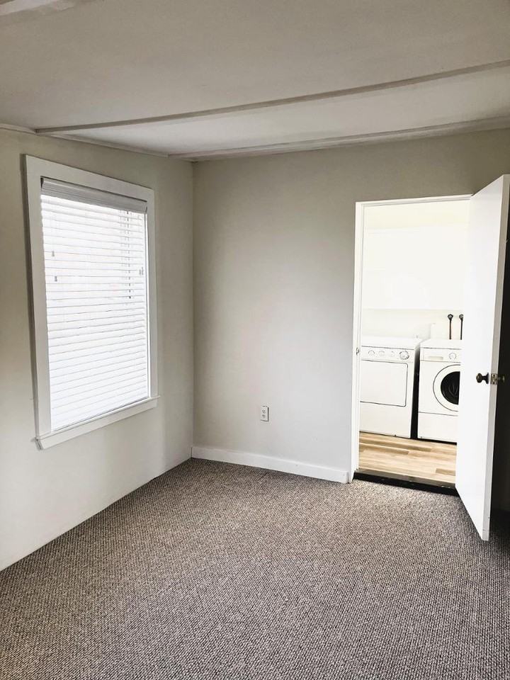 168 Brown St #1 - Photo 6 of 18