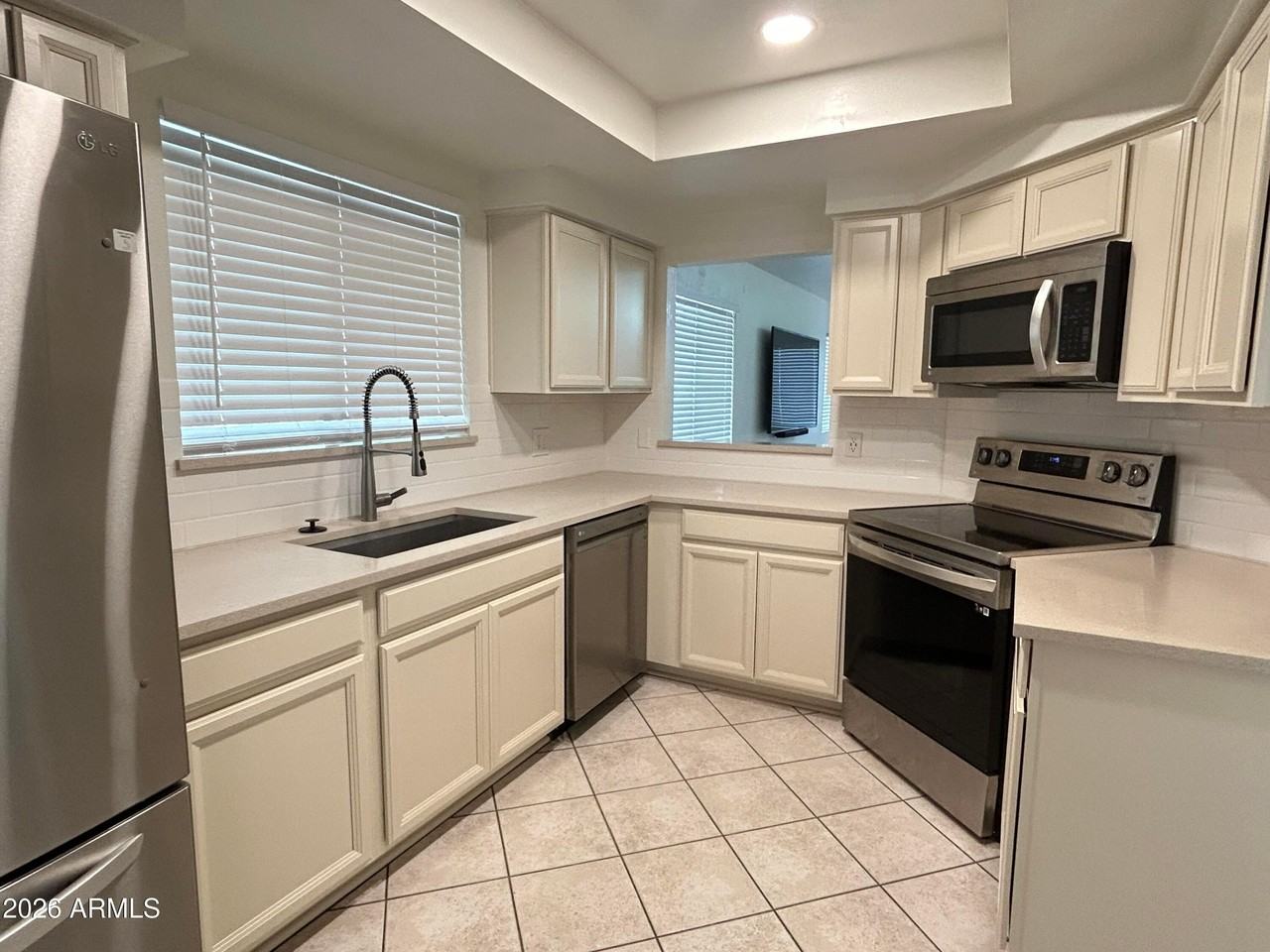 2338 W Orchid Ln - Photo 6 of 25