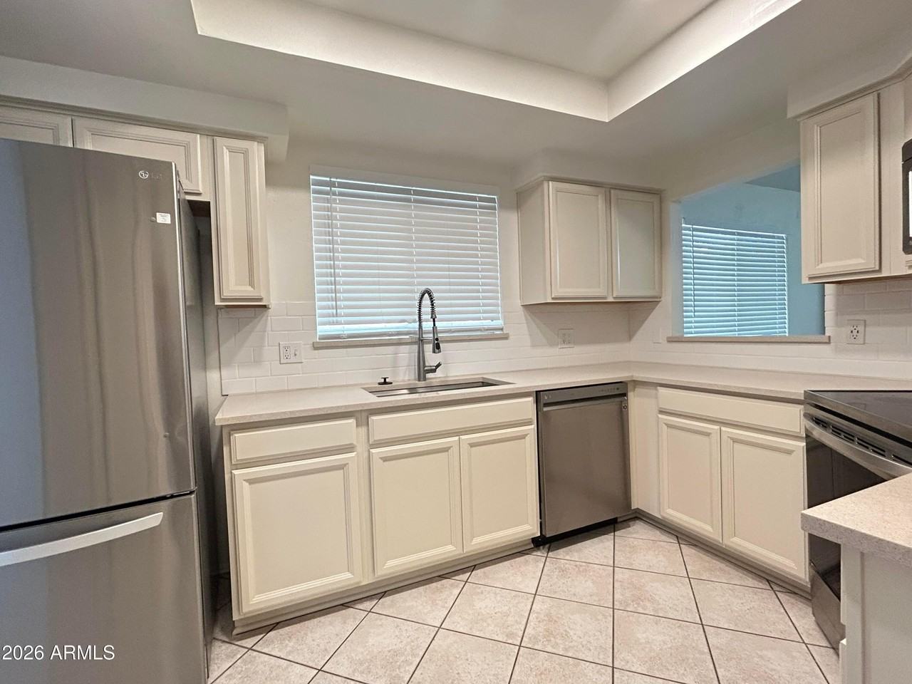 2338 W Orchid Ln - Photo 7 of 25