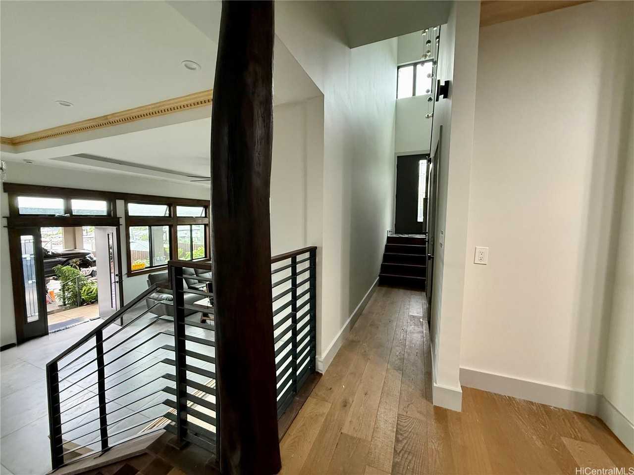 2184 Makanani Dr #1 - Photo 7 of 20