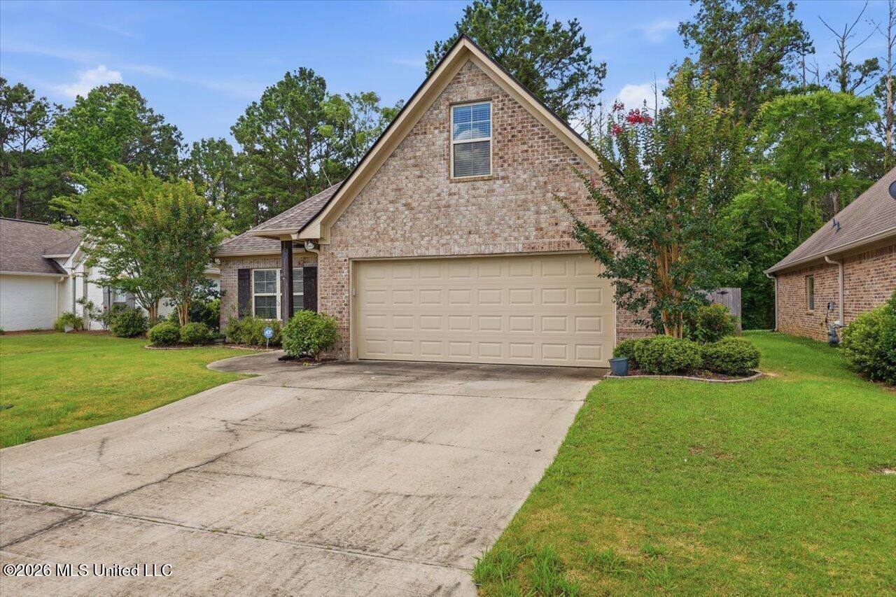 917 Willow Grande Cir - Photo 2 of 32