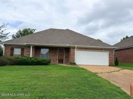 featured image of 710 Wedgewood Ct