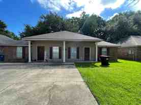 207 Rural St #B - Photo 1 of 1