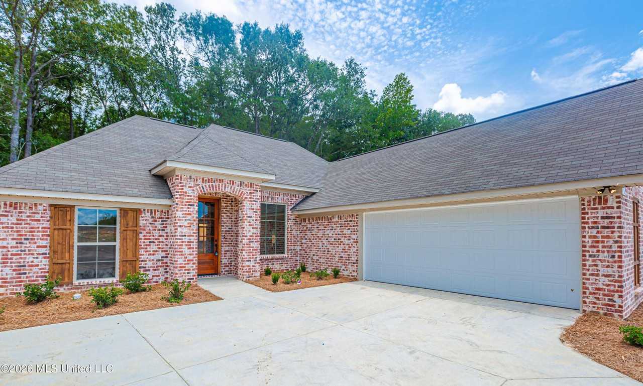 509 Silver Hill Drive - Photo 4 of 39