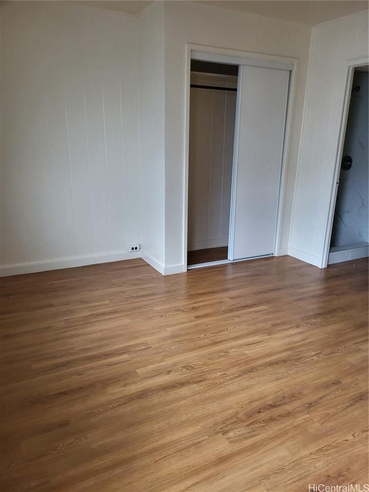 1509 Pensacola St - Photo 4 of 6