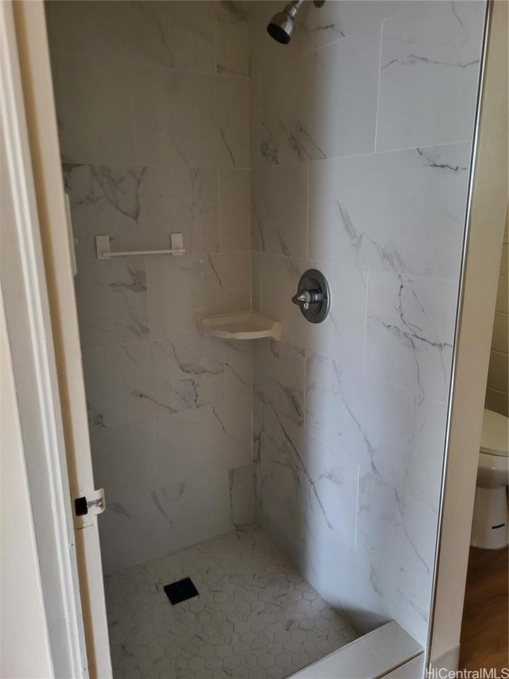 1509 Pensacola St - Photo 5 of 6