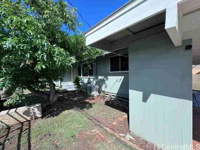 1202 Puu Poni Pl - Photo 2 of 14