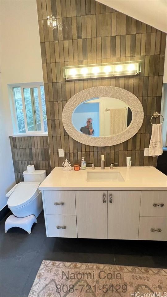 3687 Woodlawn Terrace Pl - Photo 2 of 5