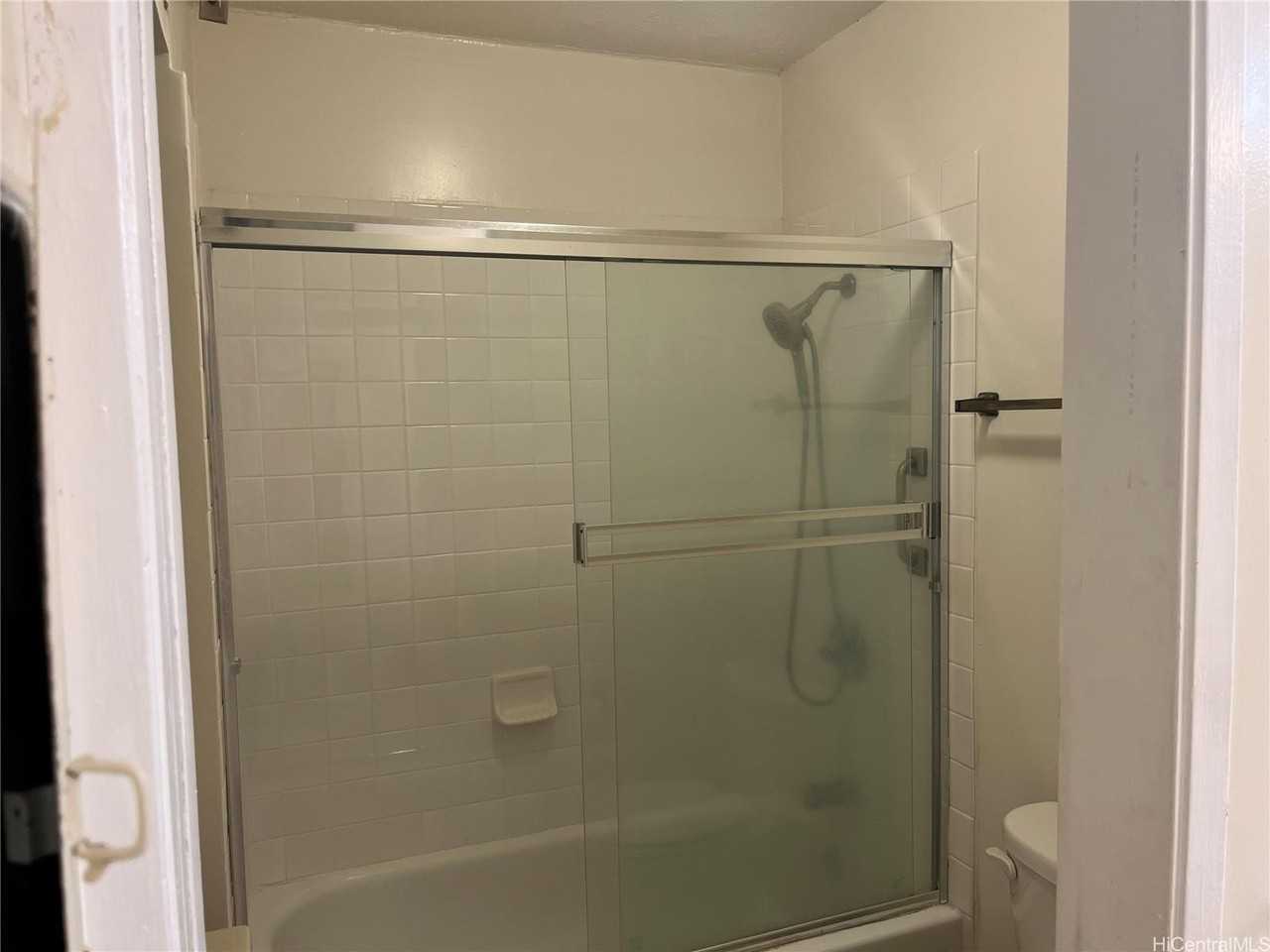 1201 Wilder Ave #601 - Photo 4 of 7