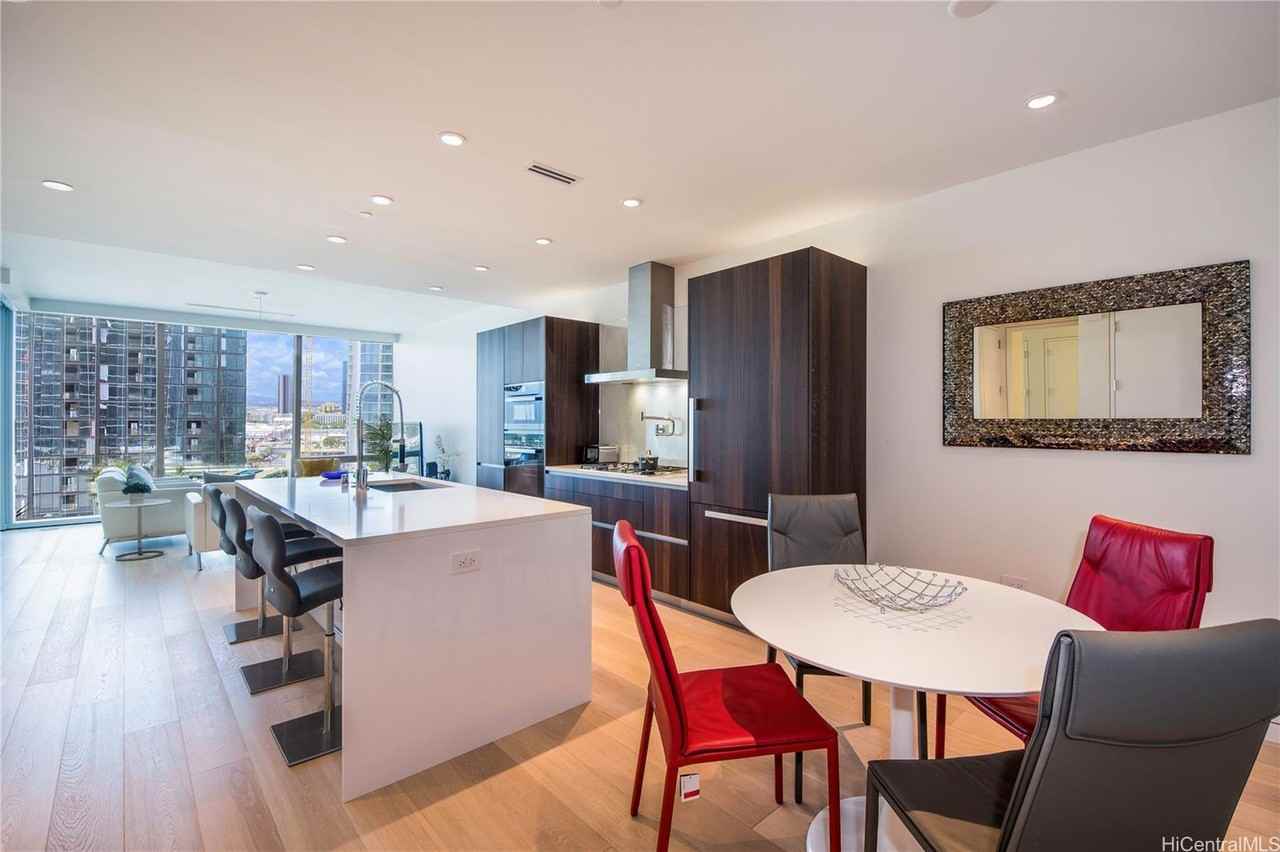 1118 Ala Moana Blvd #1203 - Photo 2 of 21