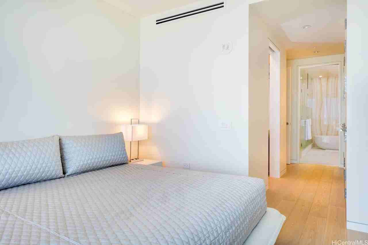 1118 Ala Moana Blvd #1203 - Photo 6 of 21