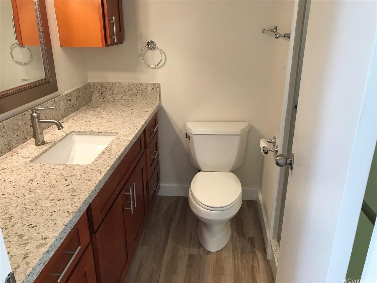 1645 Ala Wai Blvd #1002 - Photo 4 of 18