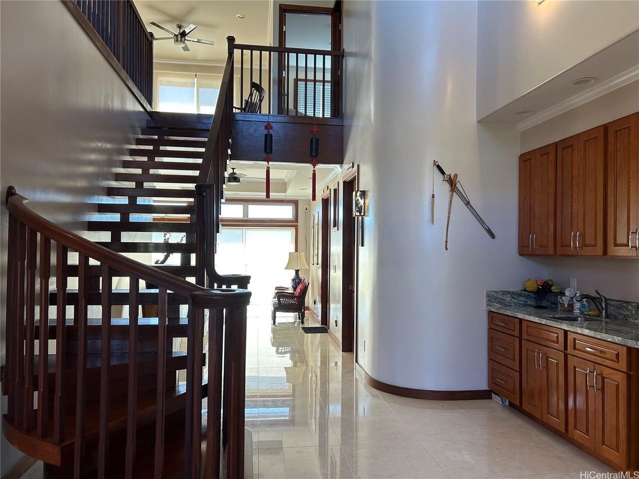 131 Hoahana Pl - Photo 7 of 23
