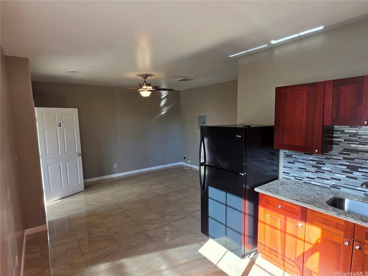 3232A Ahinahina Pl #4 - Photo 3 of 11