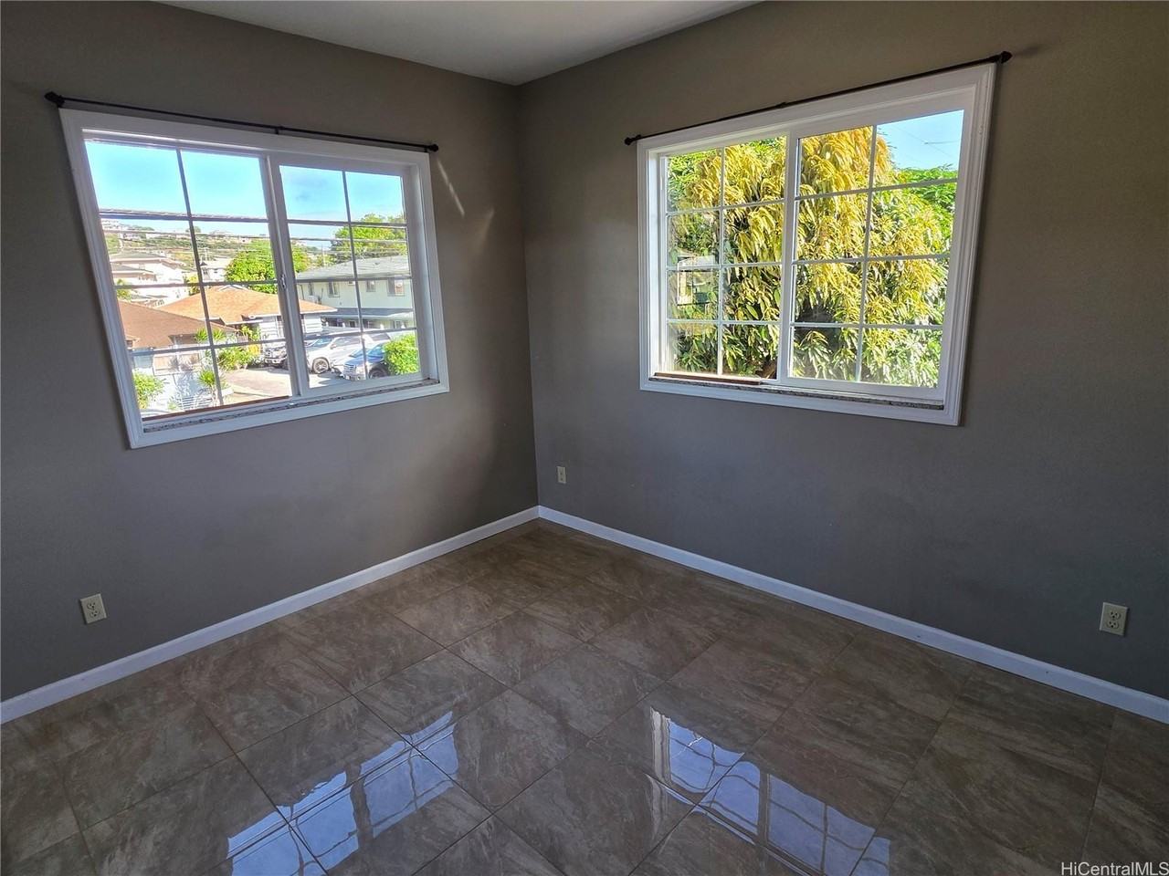 3232A Ahinahina Pl #4 - Photo 7 of 11