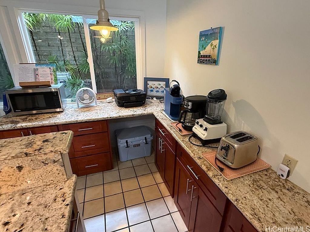 41 Kaumana Pl - Photo 2 of 16