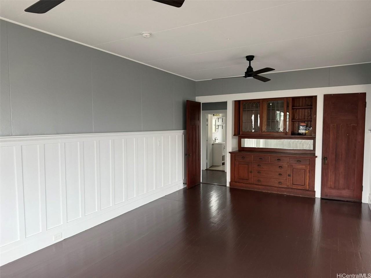 1224 Koko Head Ave - Photo 7 of 17