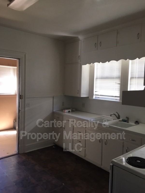 3707 Whitland Ave - Photo 2 of 22