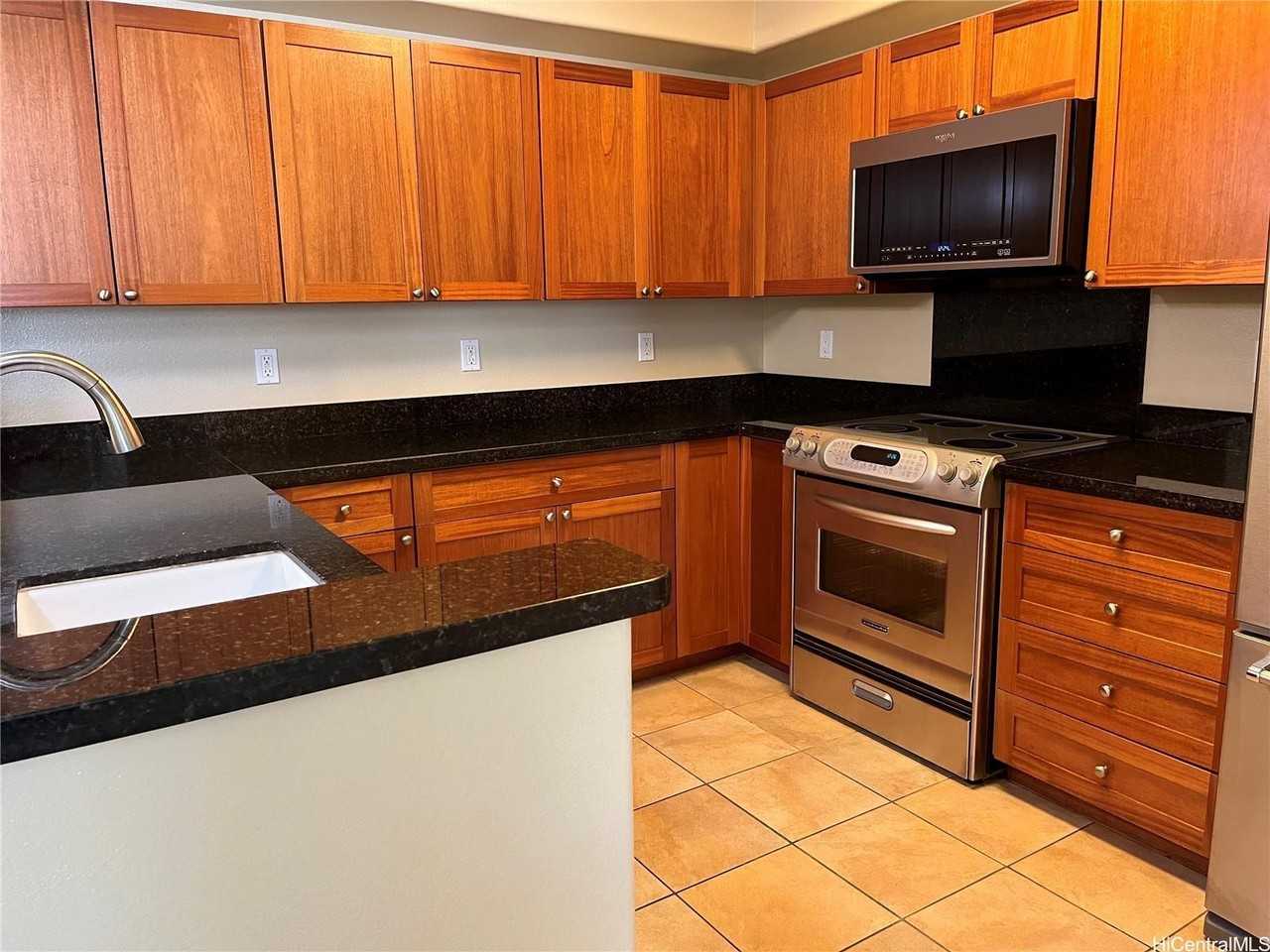 92-1079 Koio Dr - Photo 4 of 13