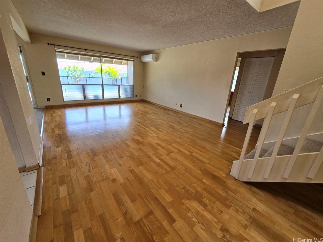 94-222 Kalalani Pl - Photo 2 of 13
