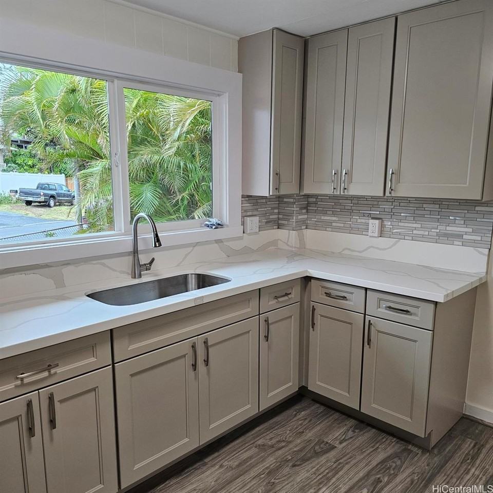 3423 Alohea Ave #A - Photo 3 of 15