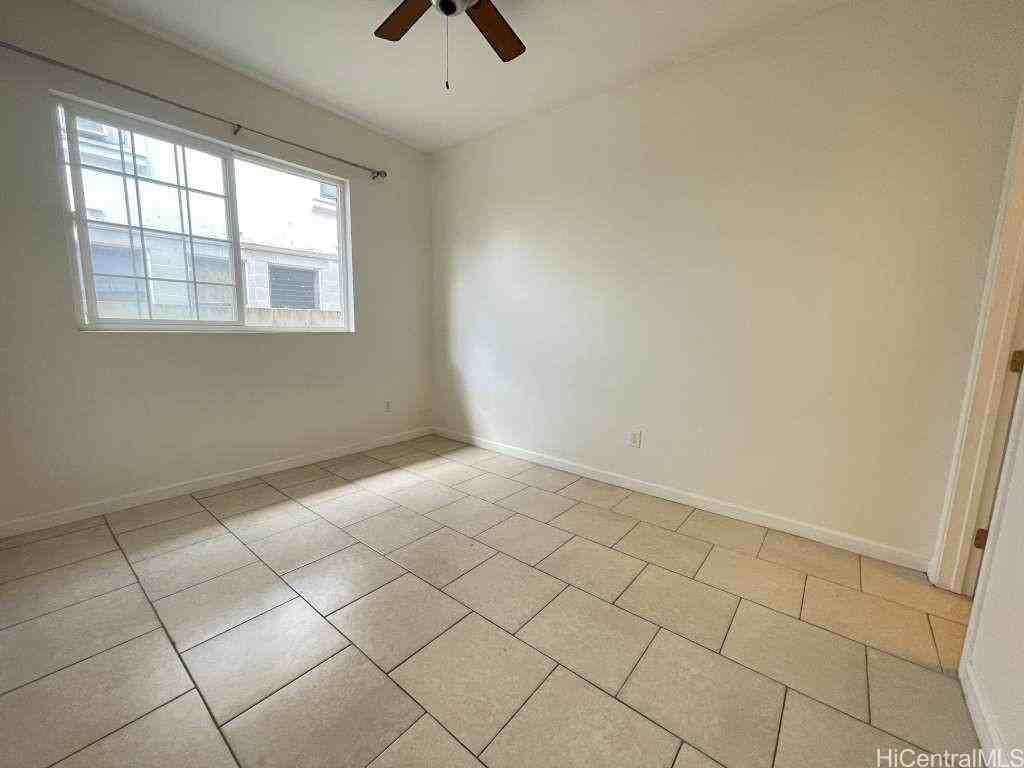 732 Birch St - Photo 6 of 10