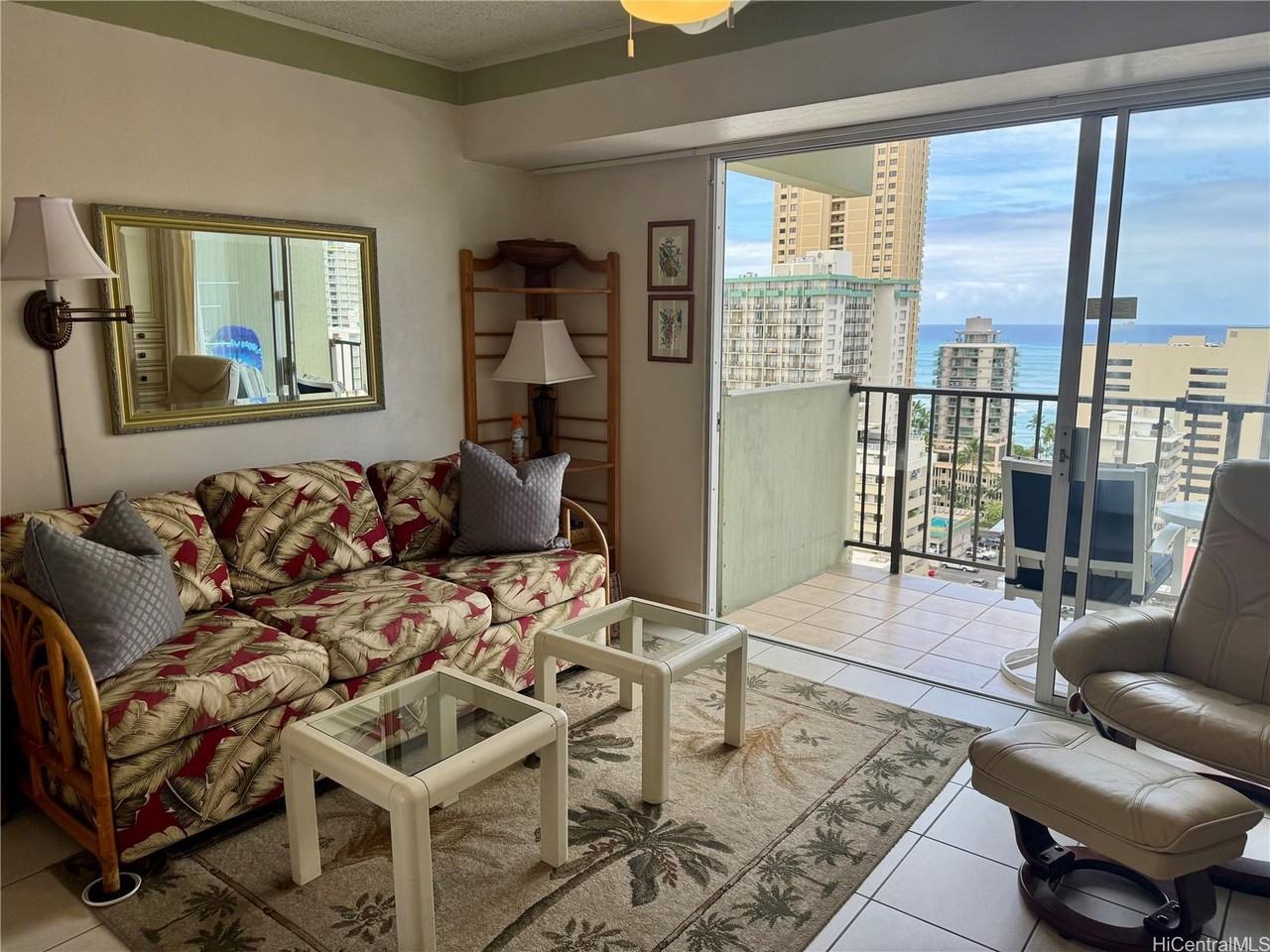 2440 Kuhio Ave #1710 - Photo 6 of 22