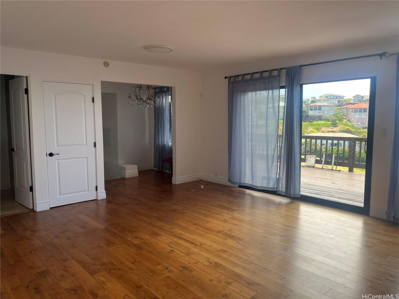 2067 Omea Pl - Photo 3 of 9