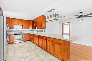 featured image of 87-885 Hakeakea St
