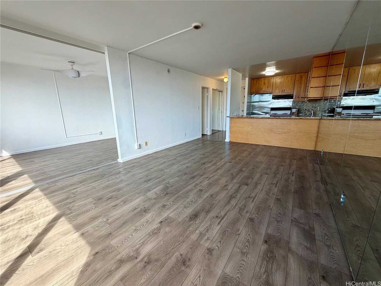 1255 Nuuanu Ave - Photo 7 of 24