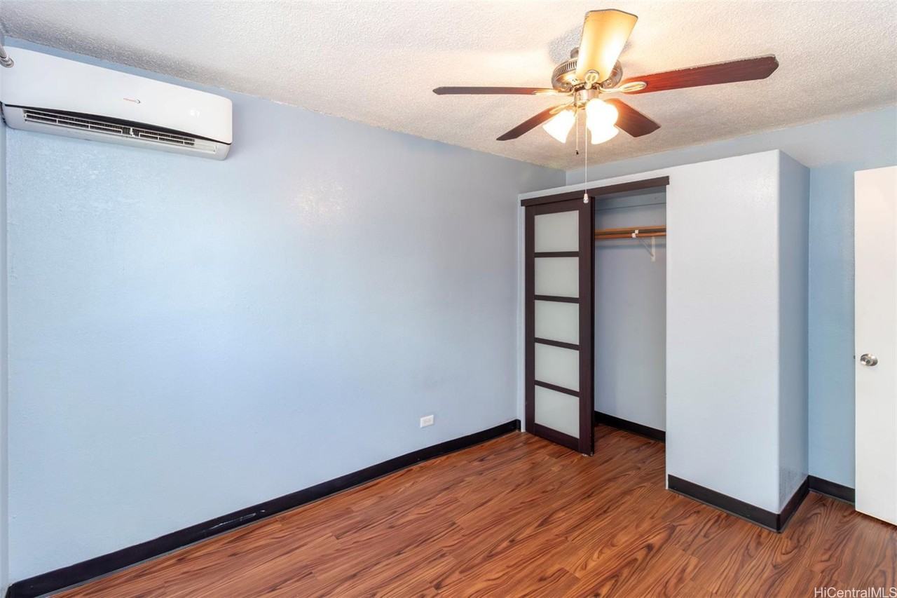 2503 Ala Wai Blvd #C - Photo 3 of 5