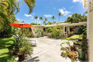 featured image of 134 S Kalaheo Ave