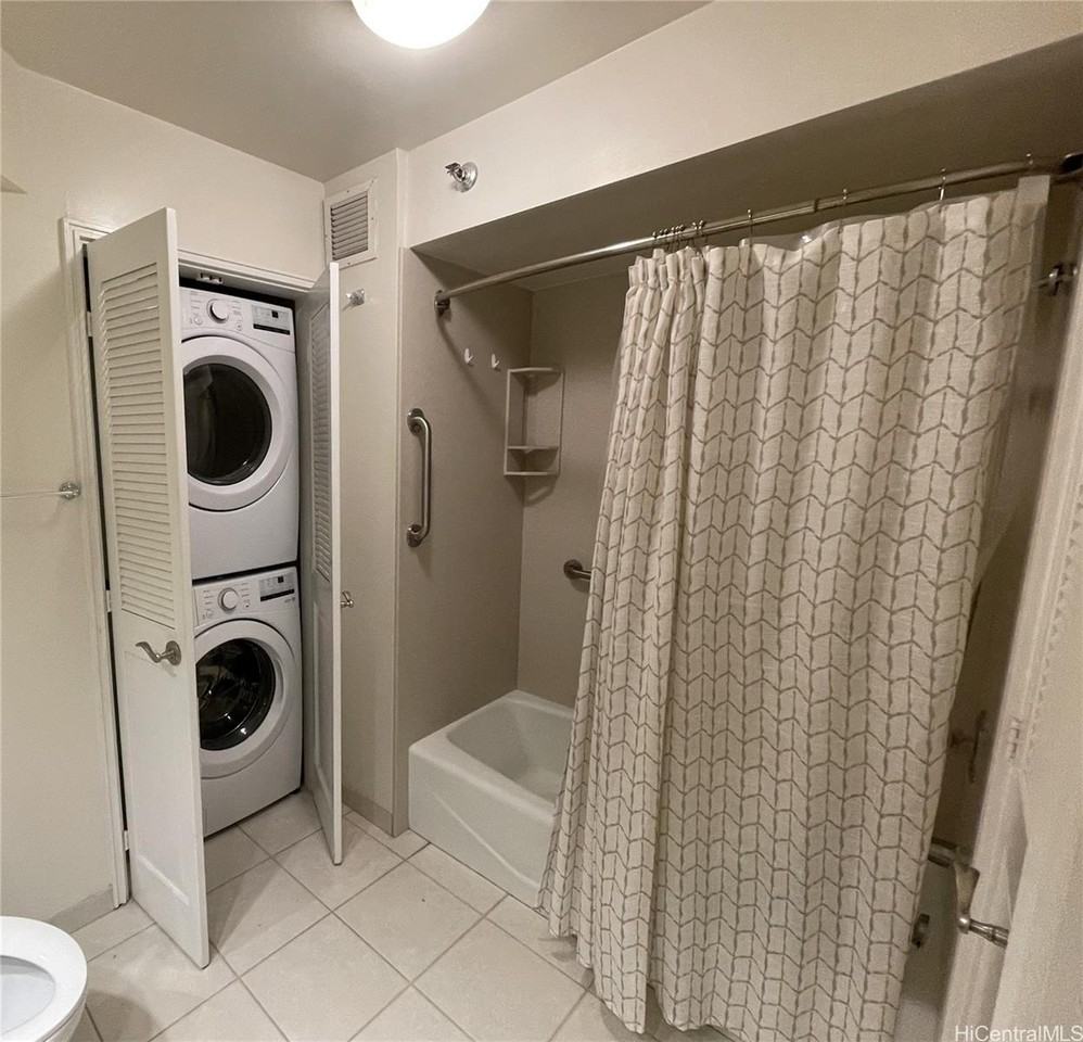 1221 Victoria St #1202 - Photo 7 of 12