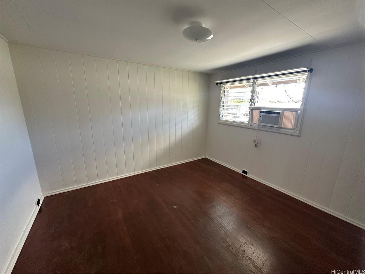 2956 Varsity Cir - Photo 4 of 6