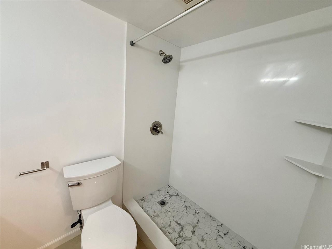 3138 Waialae Ave #609 - Photo 4 of 11