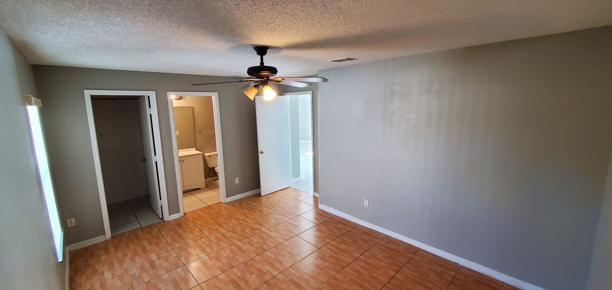 2370 Harbor Town Dr - Photo 6 of 14