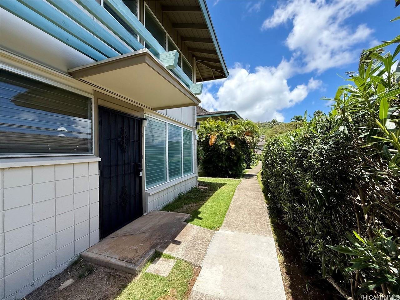 4954 Kilauea Ave - Photo 2 of 14