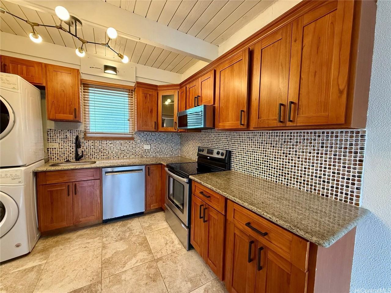 4954 Kilauea Ave - Photo 5 of 14