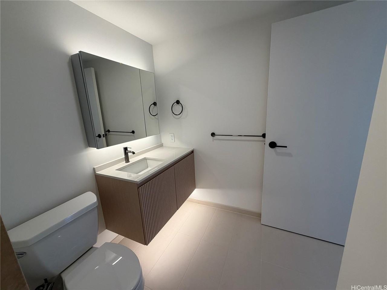 333 Ward Ave #334 - Photo 7 of 17