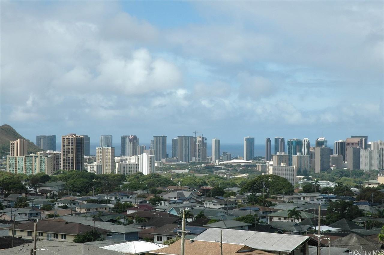 819 Puunani Pl #A - Photo 3 of 20