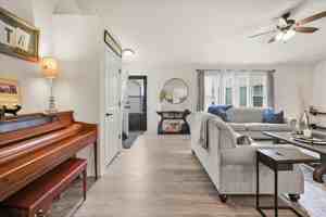featured image of 685 Friars Grn