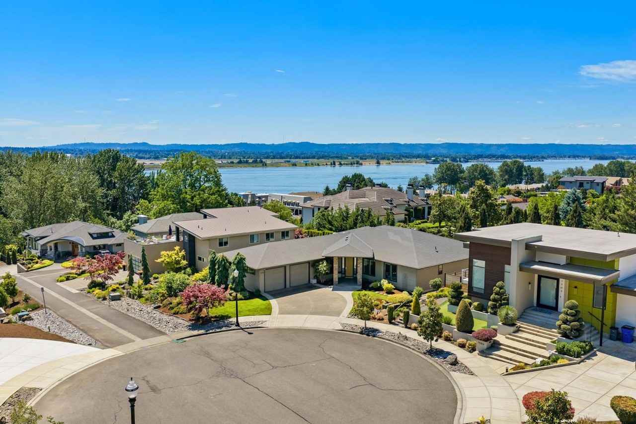 1508 Se Hawks View Ct - Photo 6 of 50