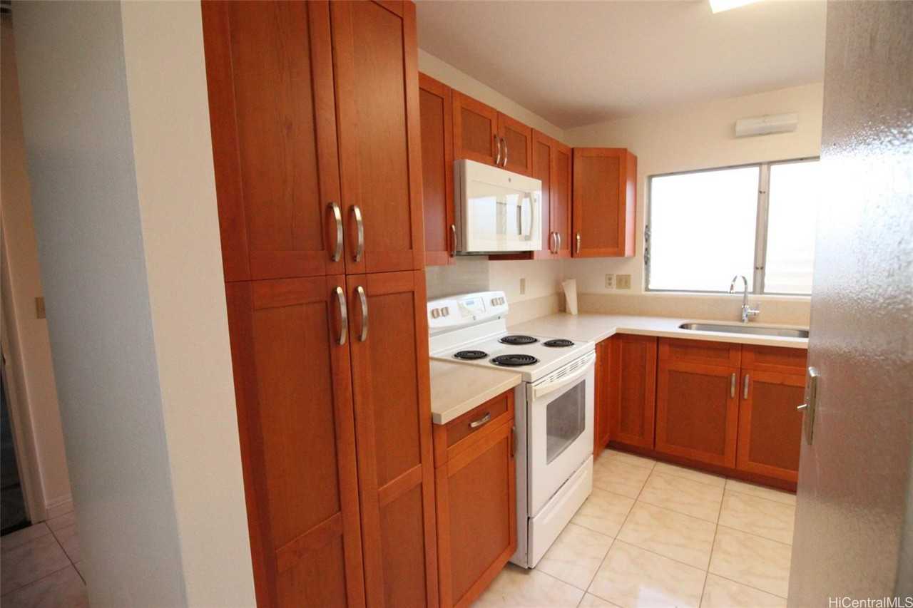 99-536 Kapahulani Pl - Photo 5 of 20