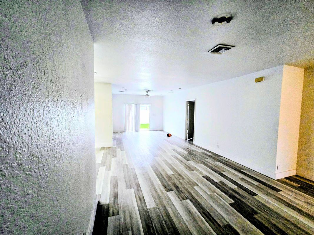 612 Nw 6th Ave - Photo 6 of 22