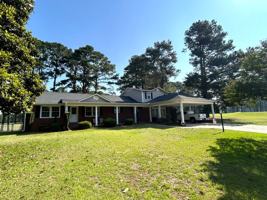 featured image of 358 Country Club Rd