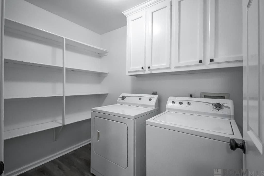 14211 Parkridge Dr - Photo 5 of 13