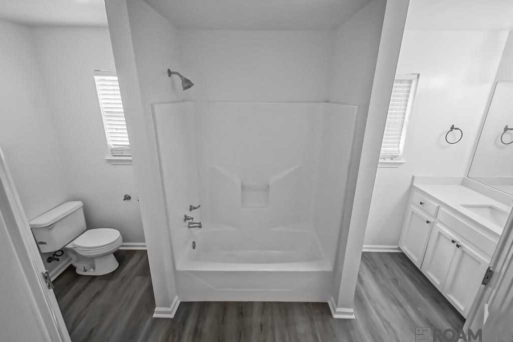 14211 Parkridge Dr - Photo 7 of 13