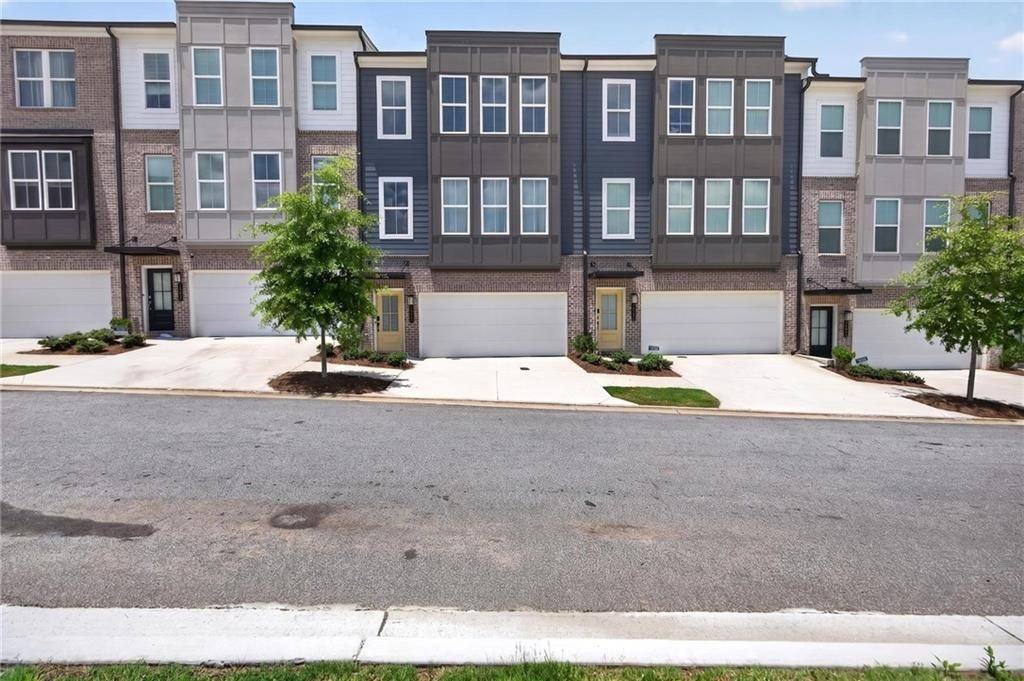 1445 Creekside Cir Nw - Photo 3 of 50