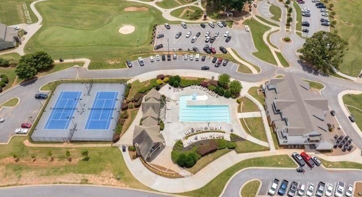 110 Greenview Ct